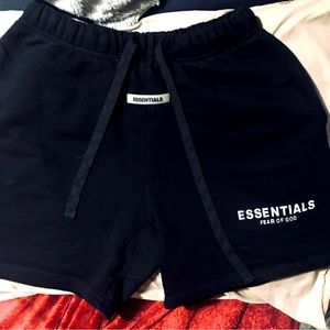 F.O.G. Essential shorts black large  good condition comfortable